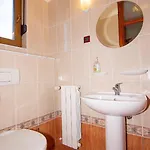 Grenko House بيت للعطل