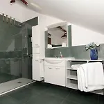 بيت للعطل Grenko House